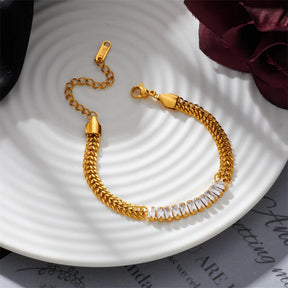Pulseira com elos entrelaçados