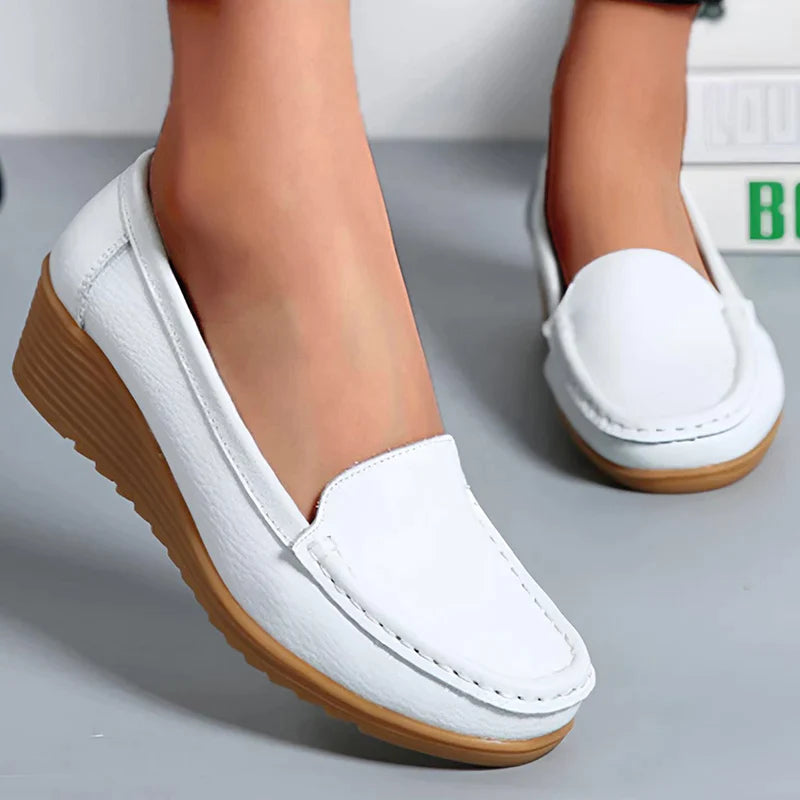 Mocassim Feminino de Couro