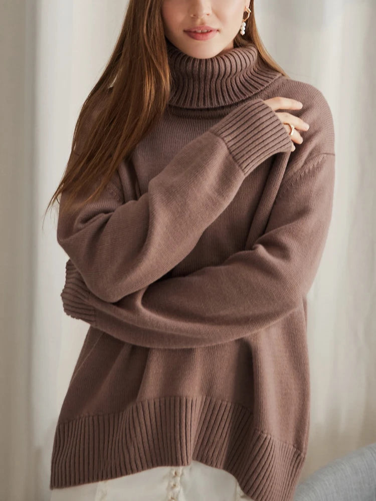 Suéter feminino gola alta
