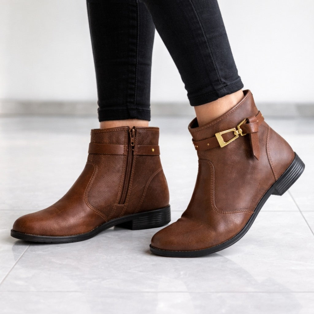 Bota Feminina Moleca Cano Curto Rasteira Fivela Coturno Country Confortável Salto Baixo