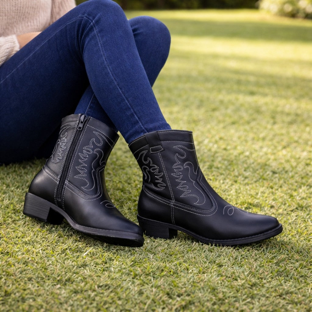 Bota Moleca Country Cano Curto Feminina Confortável